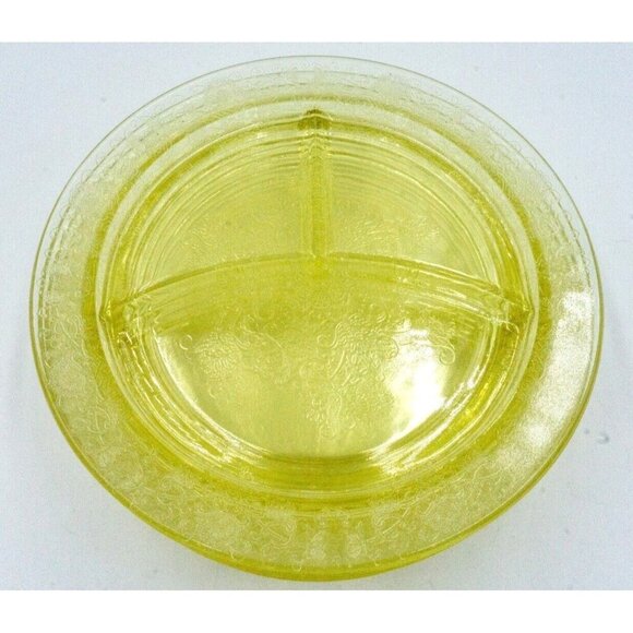 Vintage Federal Glass Amber Depression Divided Dinner Plates Set Of 2 Embossed F - Picture 2 of 9